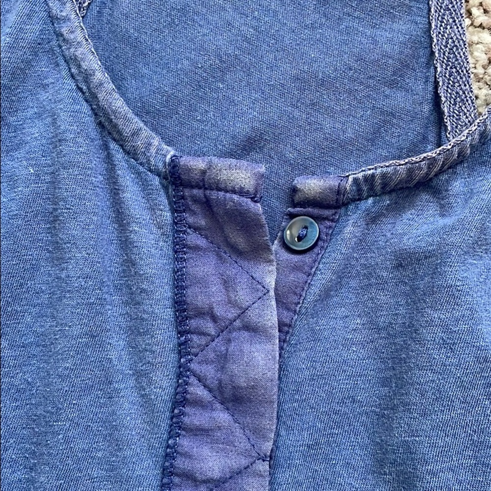American Eagle Women’s Tank Top - Picture 2 of 5